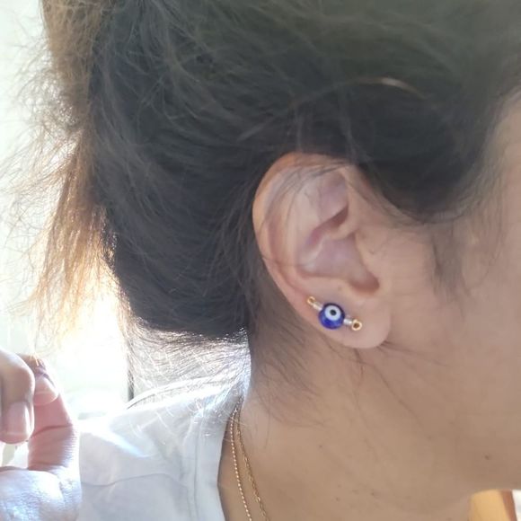 Handmade unique studs devil's eye - Picture 4 of 4